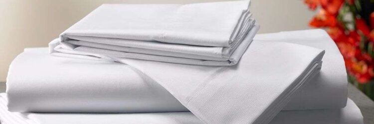 Как правильно сложить постельное белье в шкафу: 7 пошаговых способов