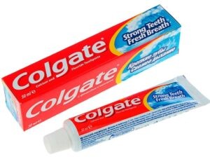 очистить краску с одежды зубной пастой