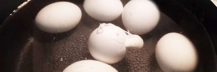 Лопаются яйца при варке, что делать? Как правильно варить яйца, чтобы не лопнули?