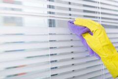 Инструкция: как правильно помыть горизонтальные жалюзи в домашних условиях
