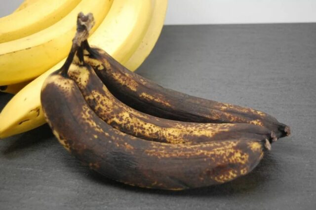 Почерневшие бананы