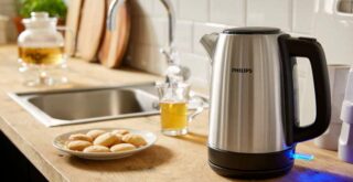 Кнопки на чайнике Keep warm