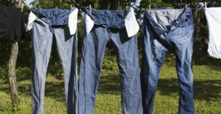 Как быстро высушить джинсы