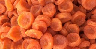 В чем разница между урюком и курагой